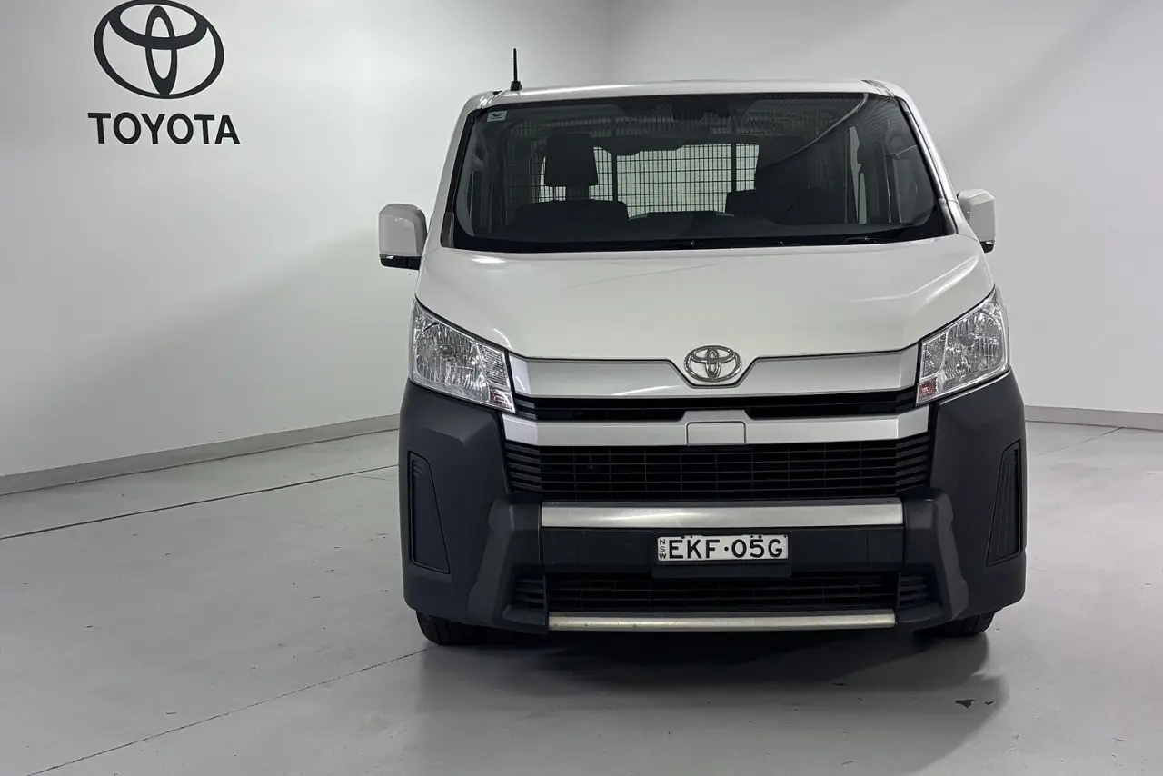 2020 Toyota Hiace Gallery Image 2