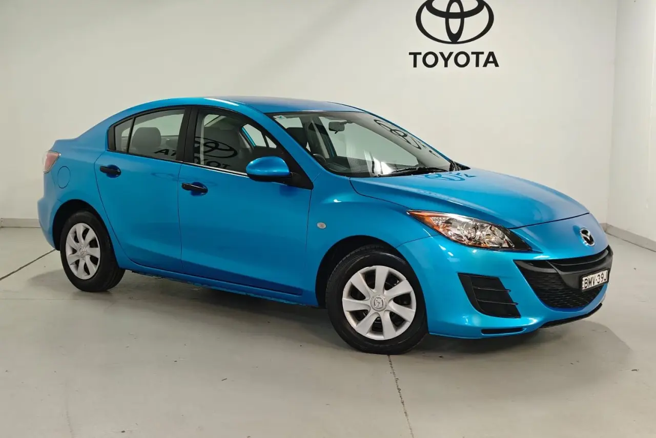 2010 Mazda 3 Gallery Image 1