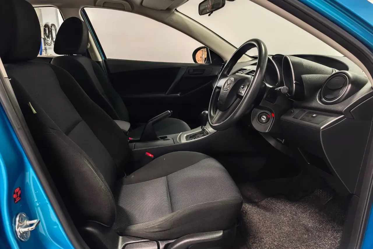 2010 Mazda 3 Gallery Image 11