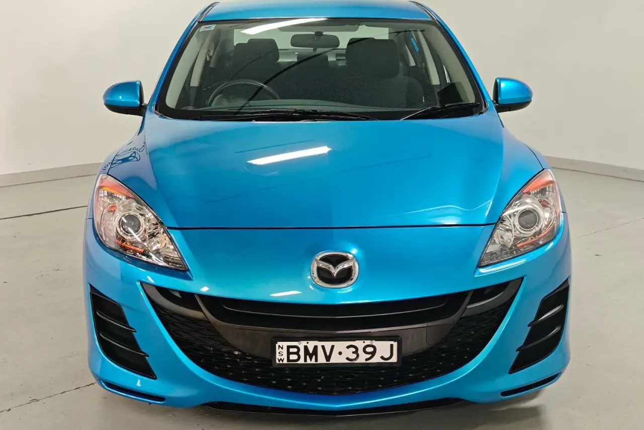 2010 Mazda 3 Gallery Image 2
