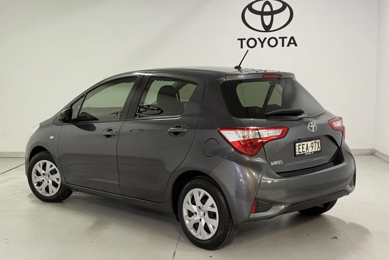 2019 Toyota Yaris Gallery Image 4