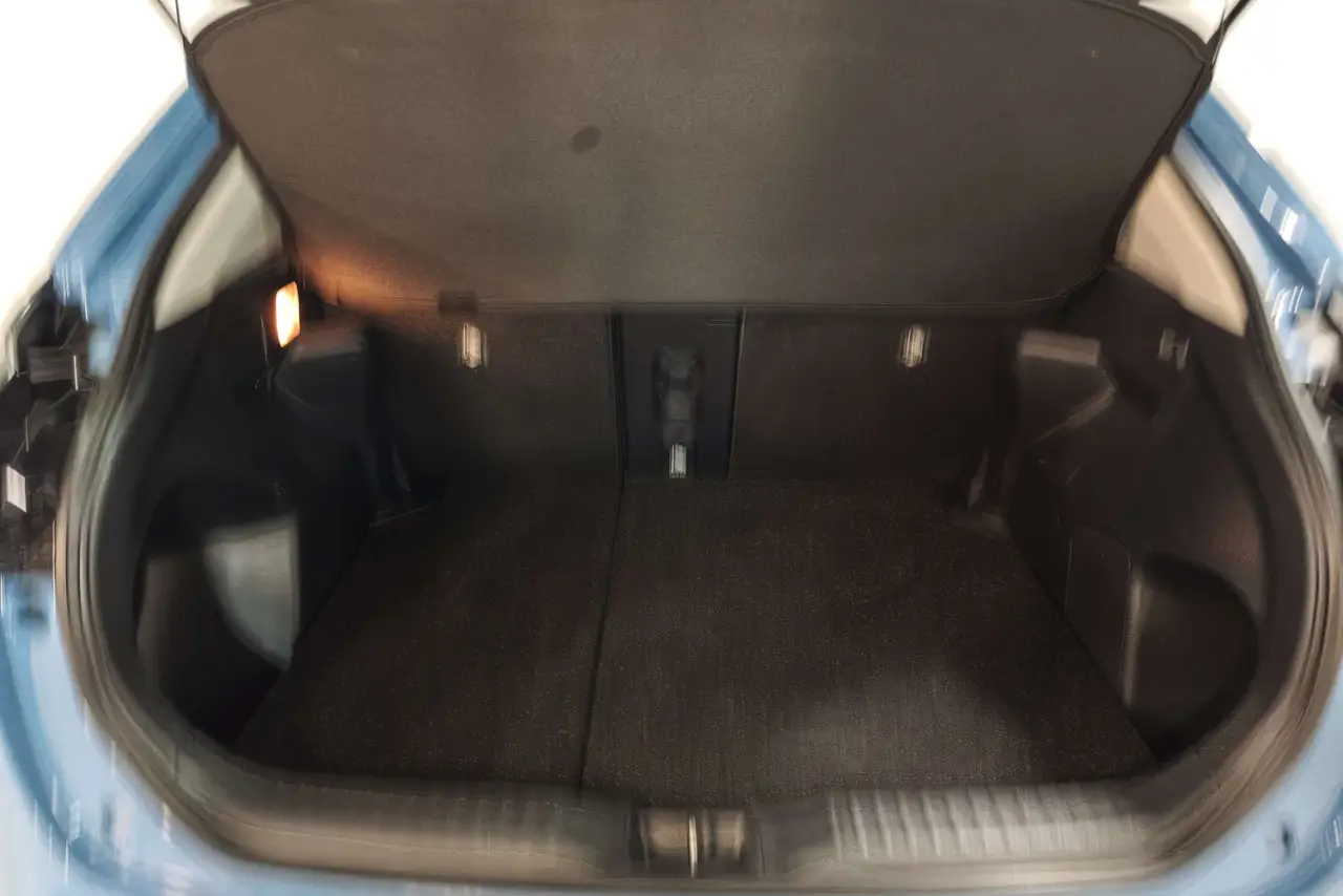 2023 Toyota Yaris Cross Gallery Image 12