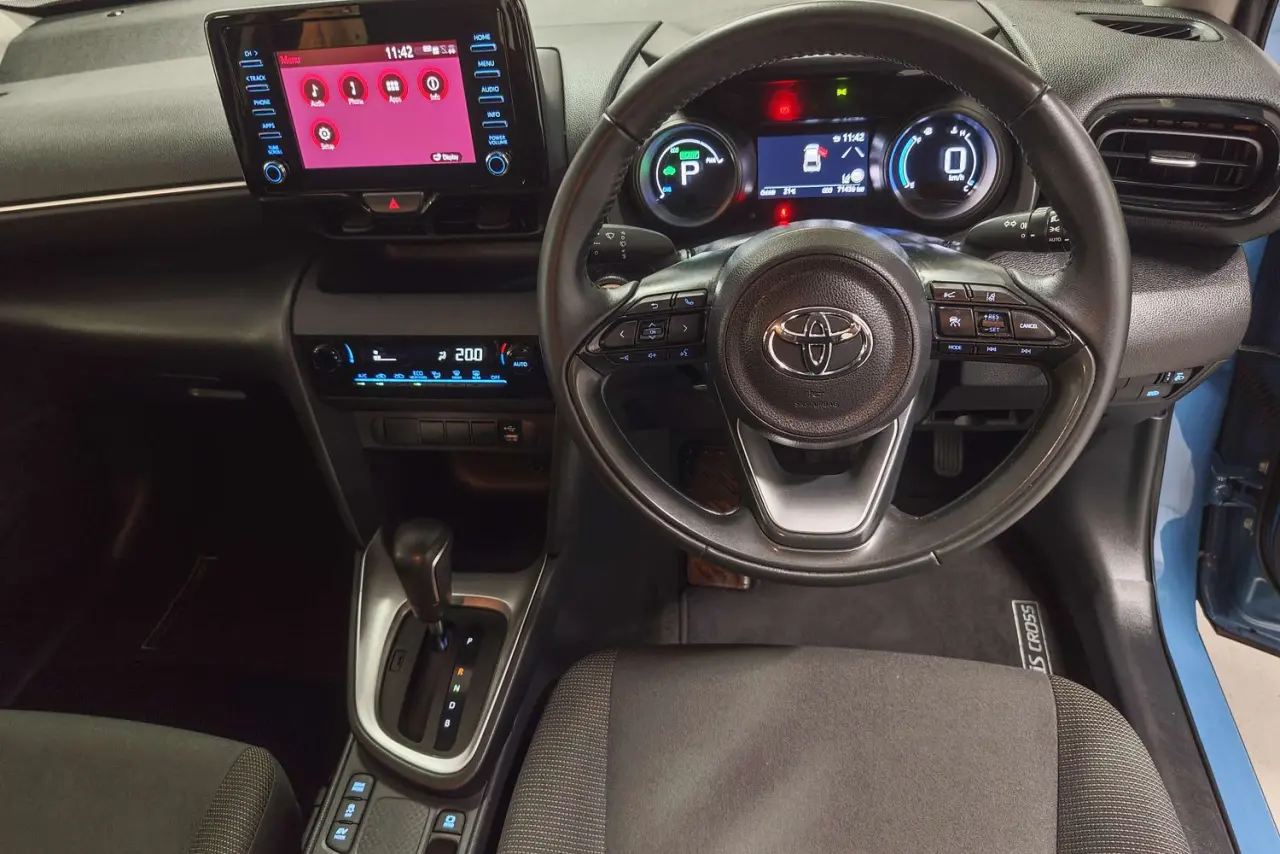 2023 Toyota Yaris Cross Gallery Image 16