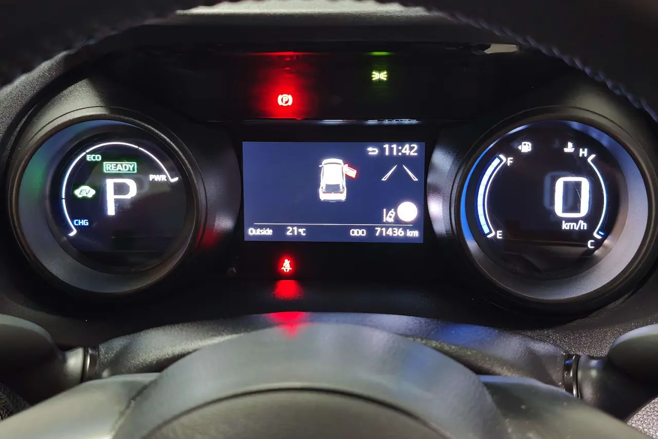 2023 Toyota Yaris Cross Gallery Image 17