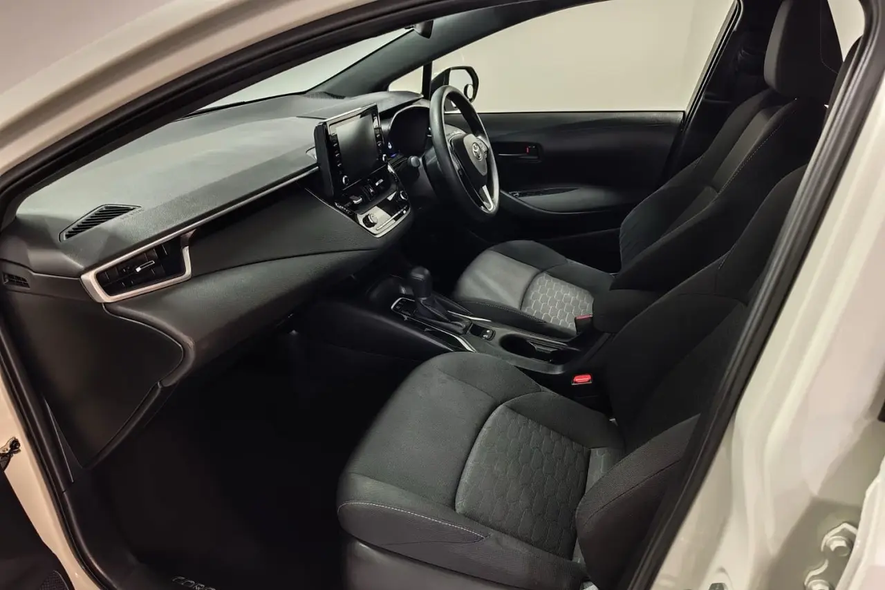 2018 Toyota Corolla Gallery Image 15