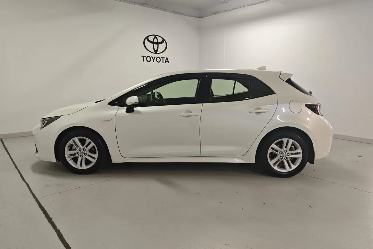 2018 Toyota Corolla Gallery Image 8