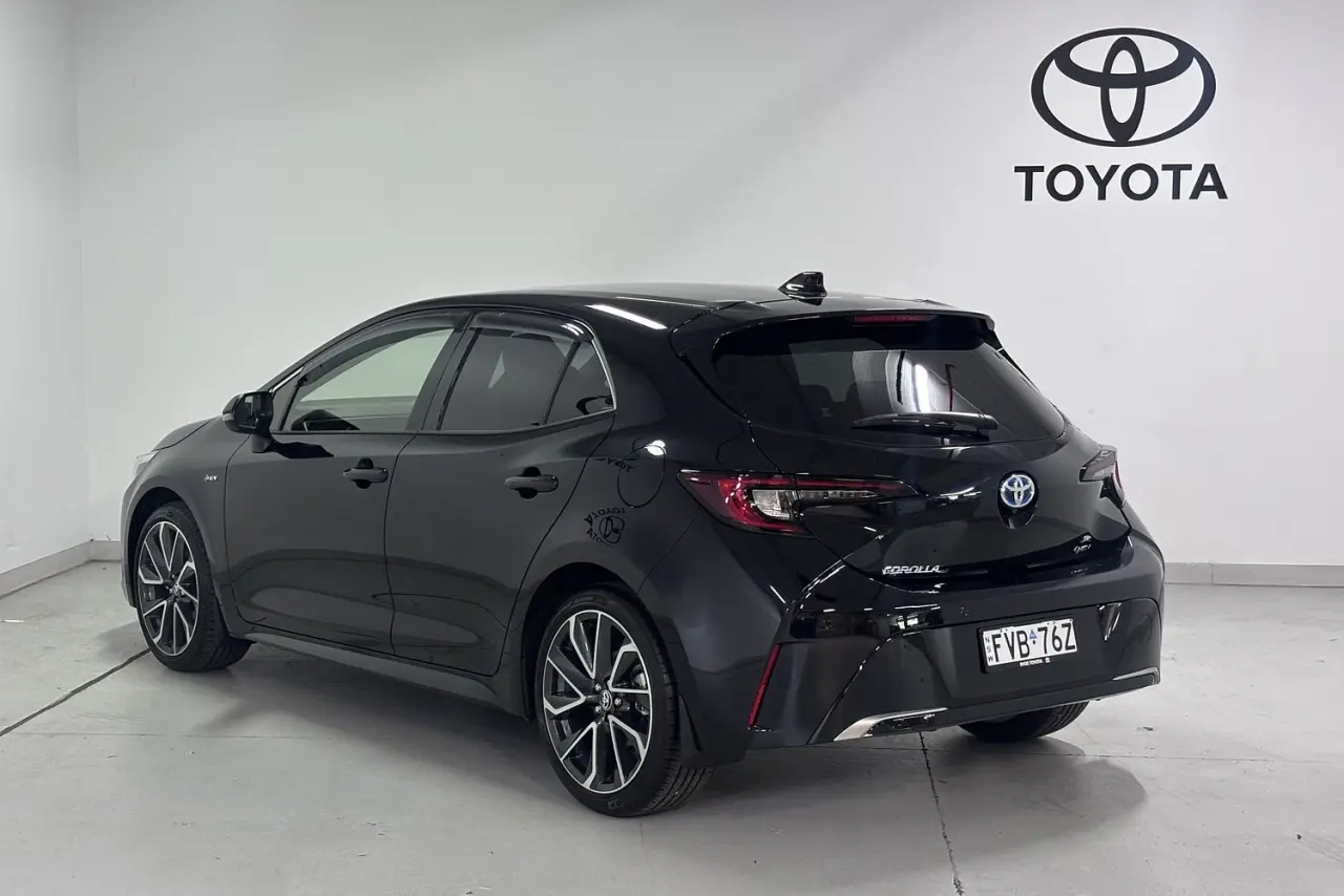 2025 Toyota Corolla Gallery Image 6