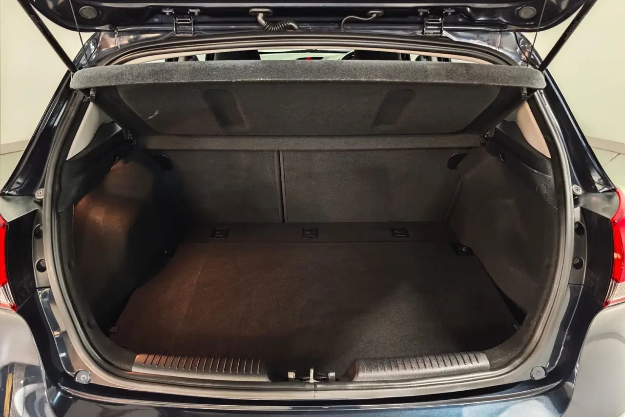 2017 Kia Cerato Gallery Image 11