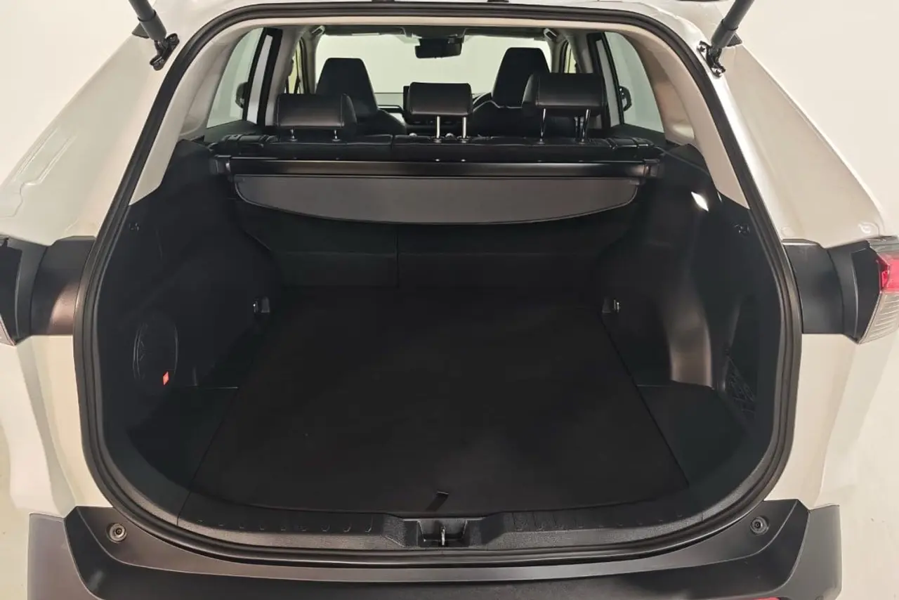 2024 Toyota RAV4 Gallery Image 12