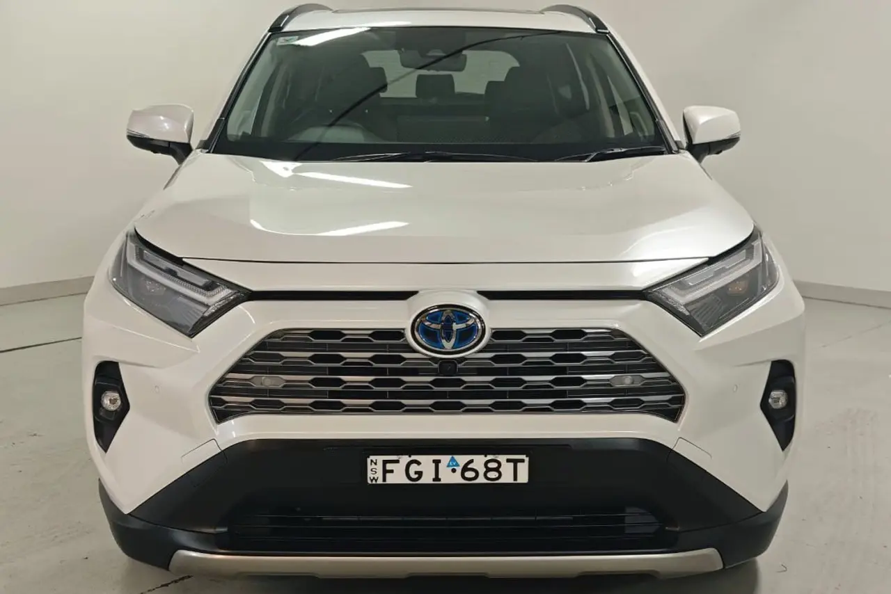 2024 Toyota RAV4 Gallery Image 2