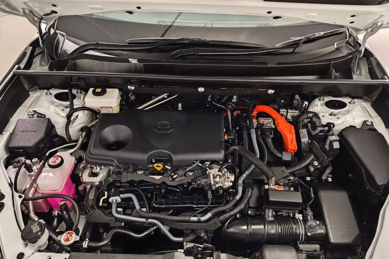 2024 Toyota RAV4 Gallery Image 23