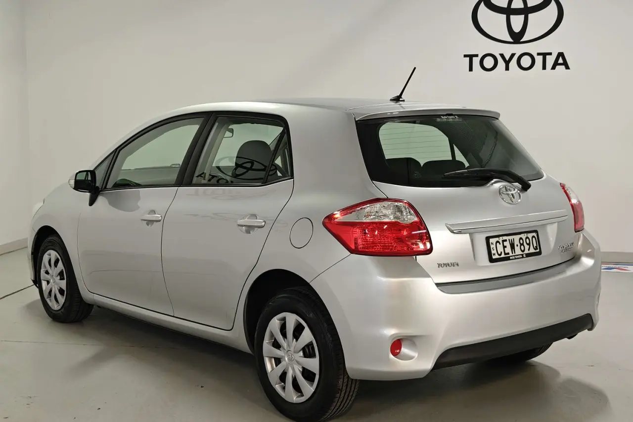 2011 Toyota Corolla Gallery Image 6