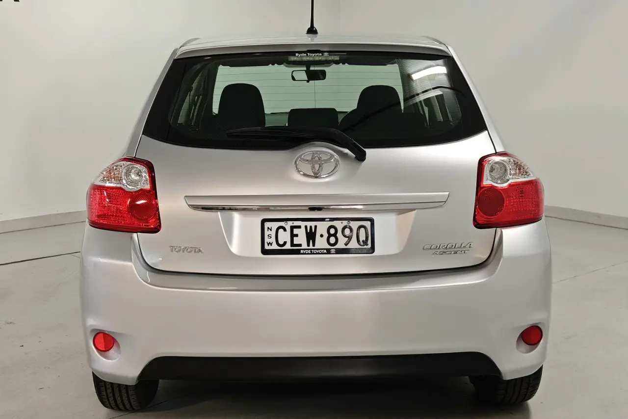 2011 Toyota Corolla Gallery Image 8