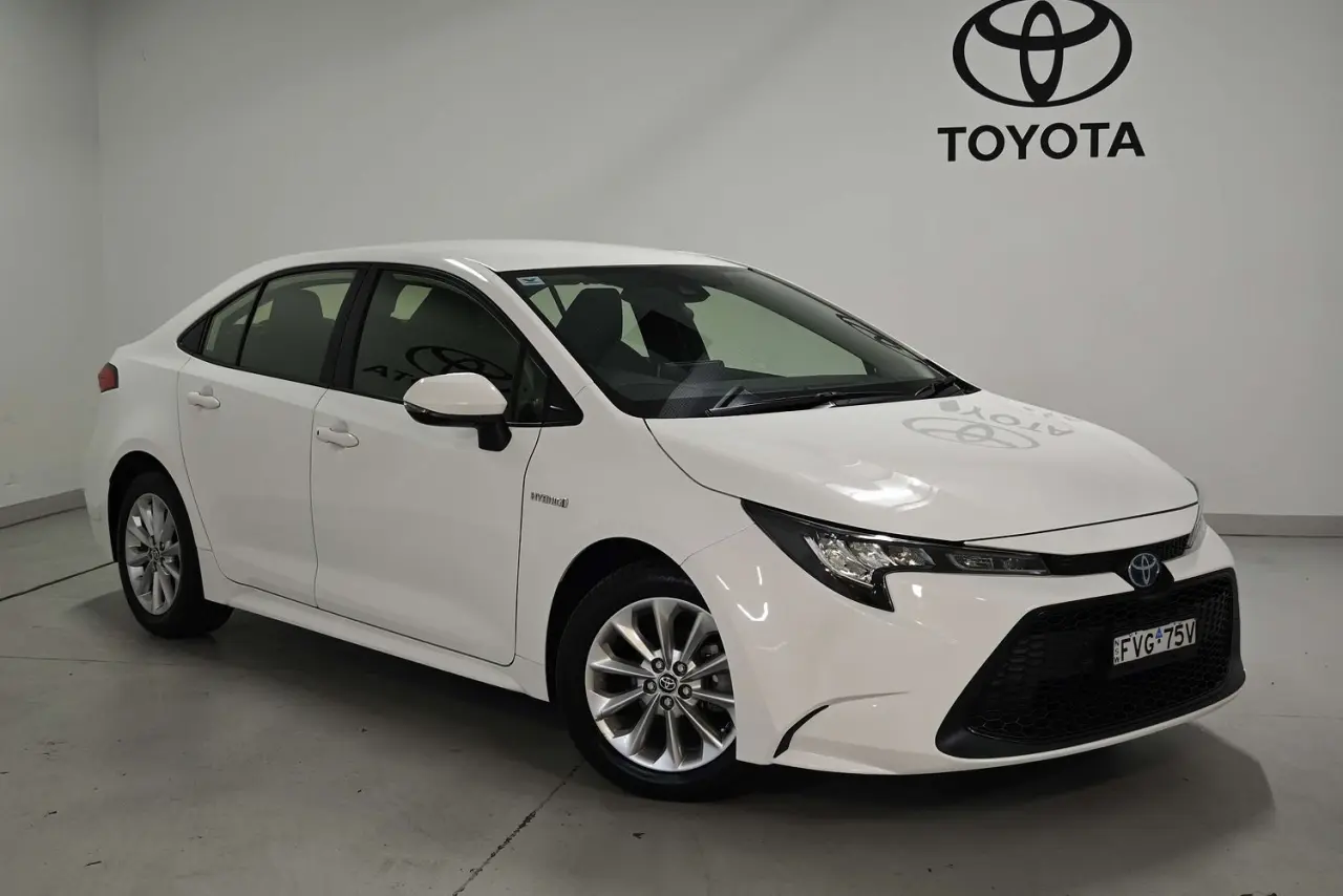 2021 Toyota Corolla Gallery Image 1