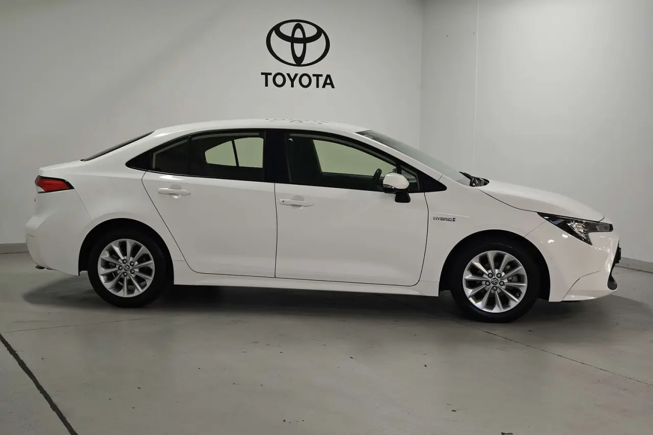 2021 Toyota Corolla Gallery Image 4