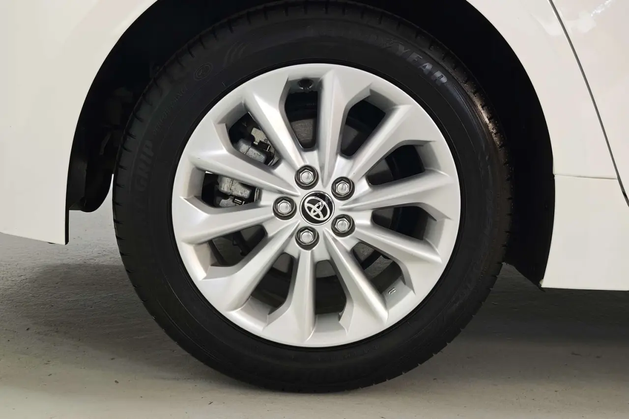 2021 Toyota Corolla Gallery Image 5