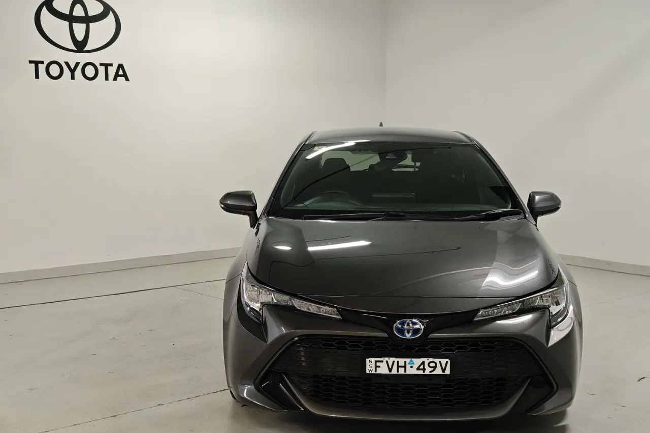 2022 Toyota Corolla Gallery Image 2