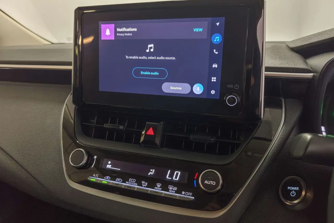 2022 Toyota Corolla Gallery Image 18