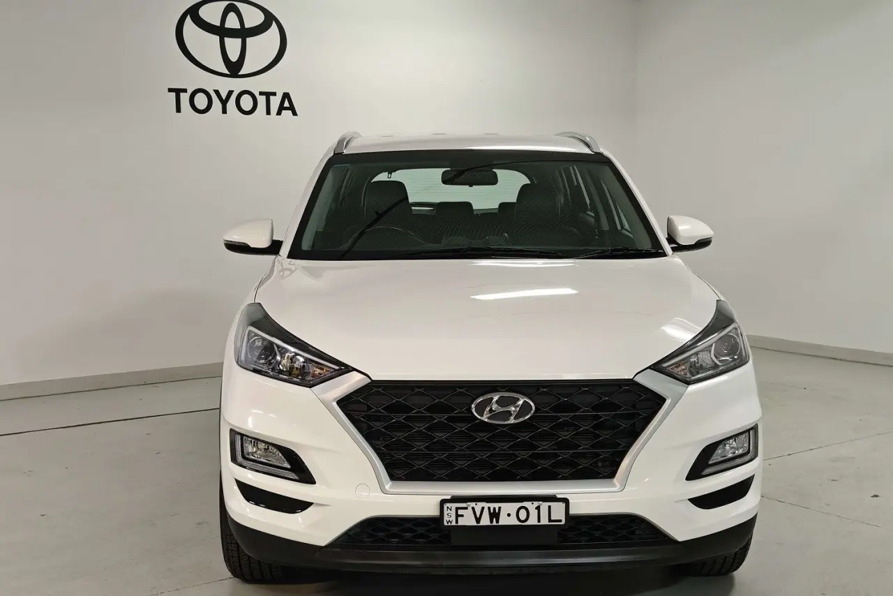 2019 Hyundai Tucson Gallery Image 2