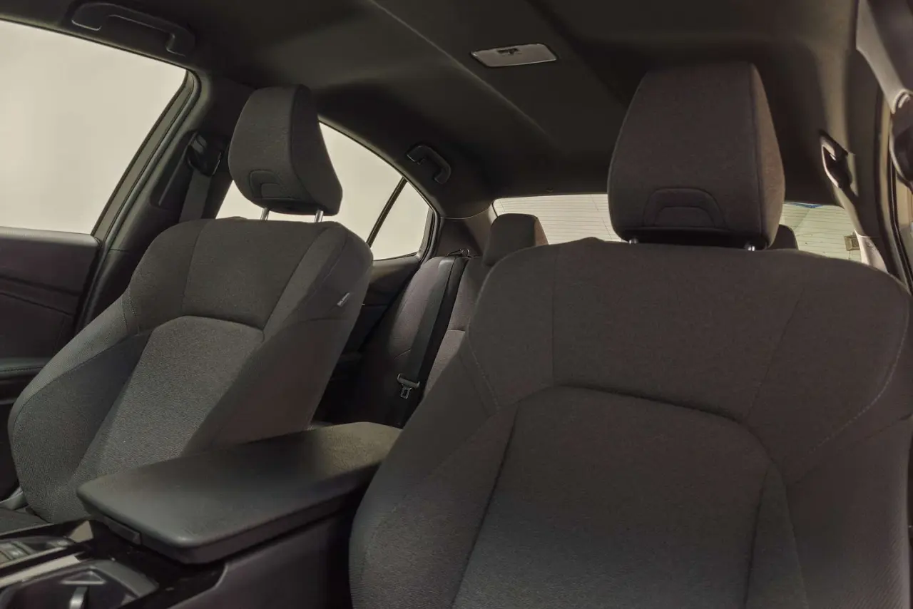 2025 Toyota Camry Gallery Image 15