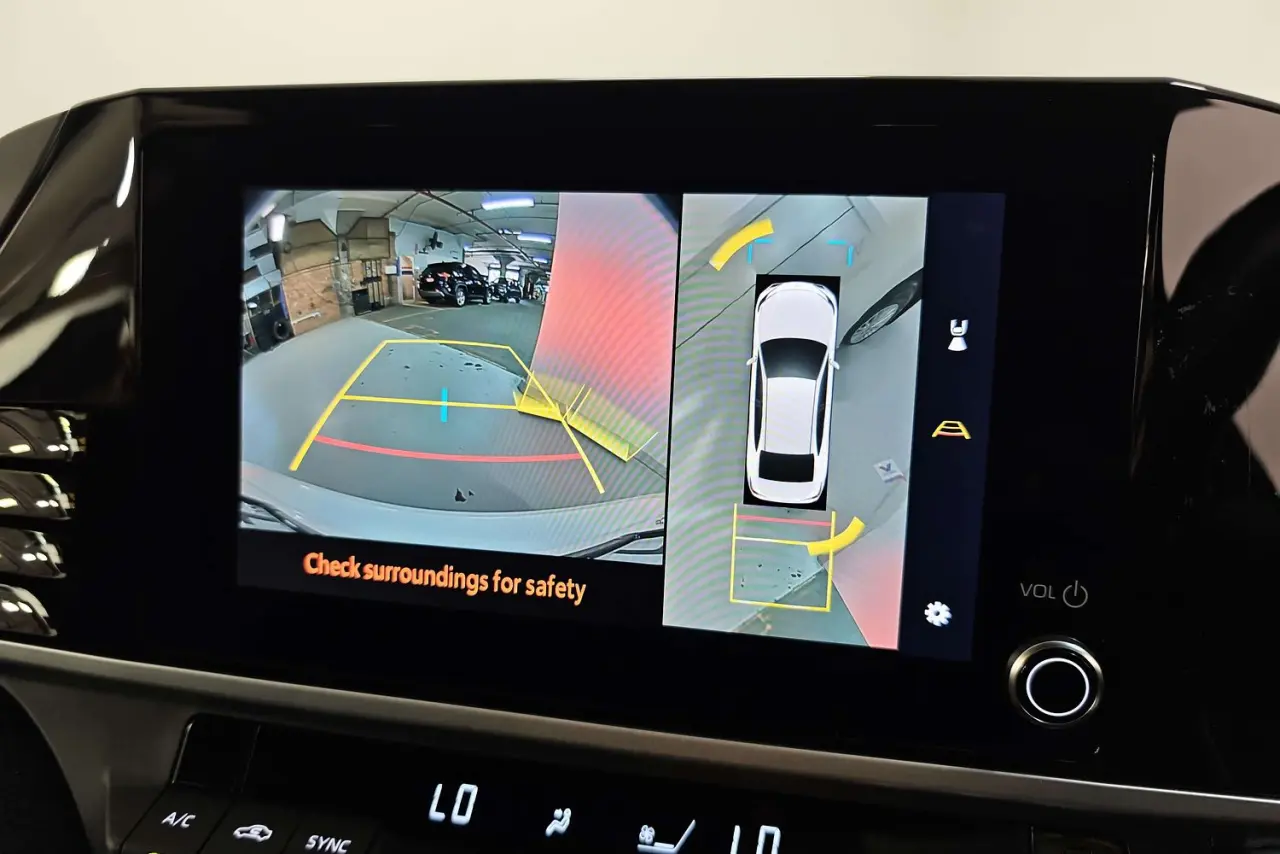 2025 Toyota Camry Gallery Image 20