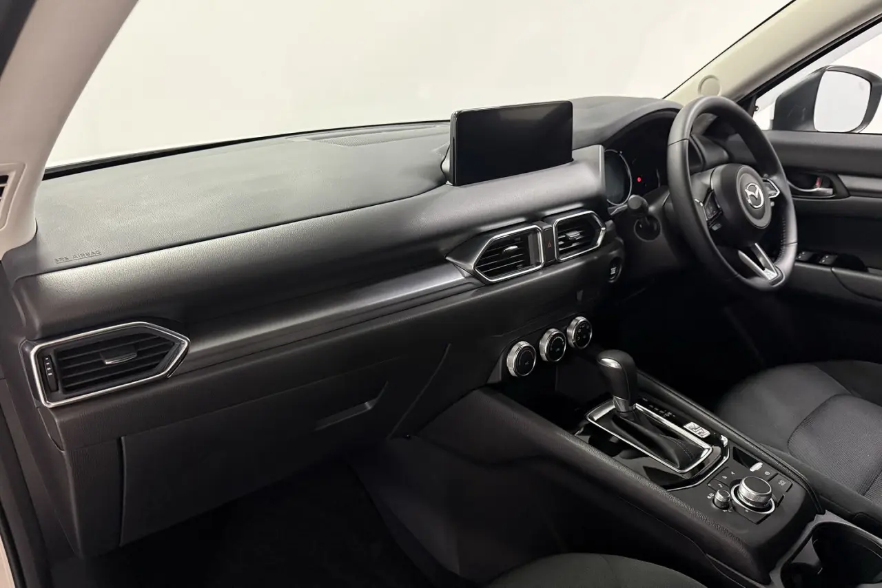 2025 Mazda CX-5 Gallery Image 13