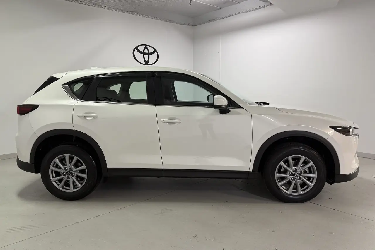 2025 Mazda CX-5 Gallery Image 3