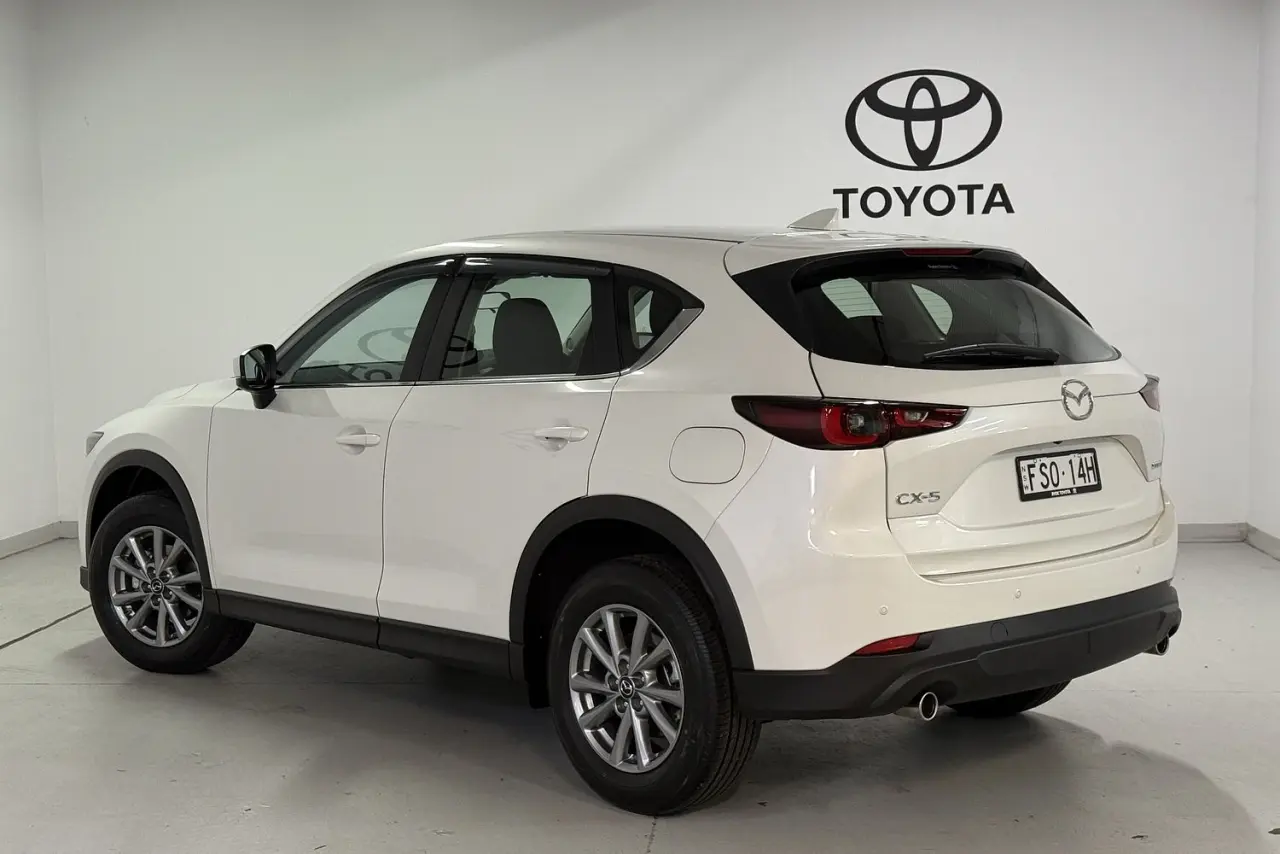 2025 Mazda CX-5 Gallery Image 4