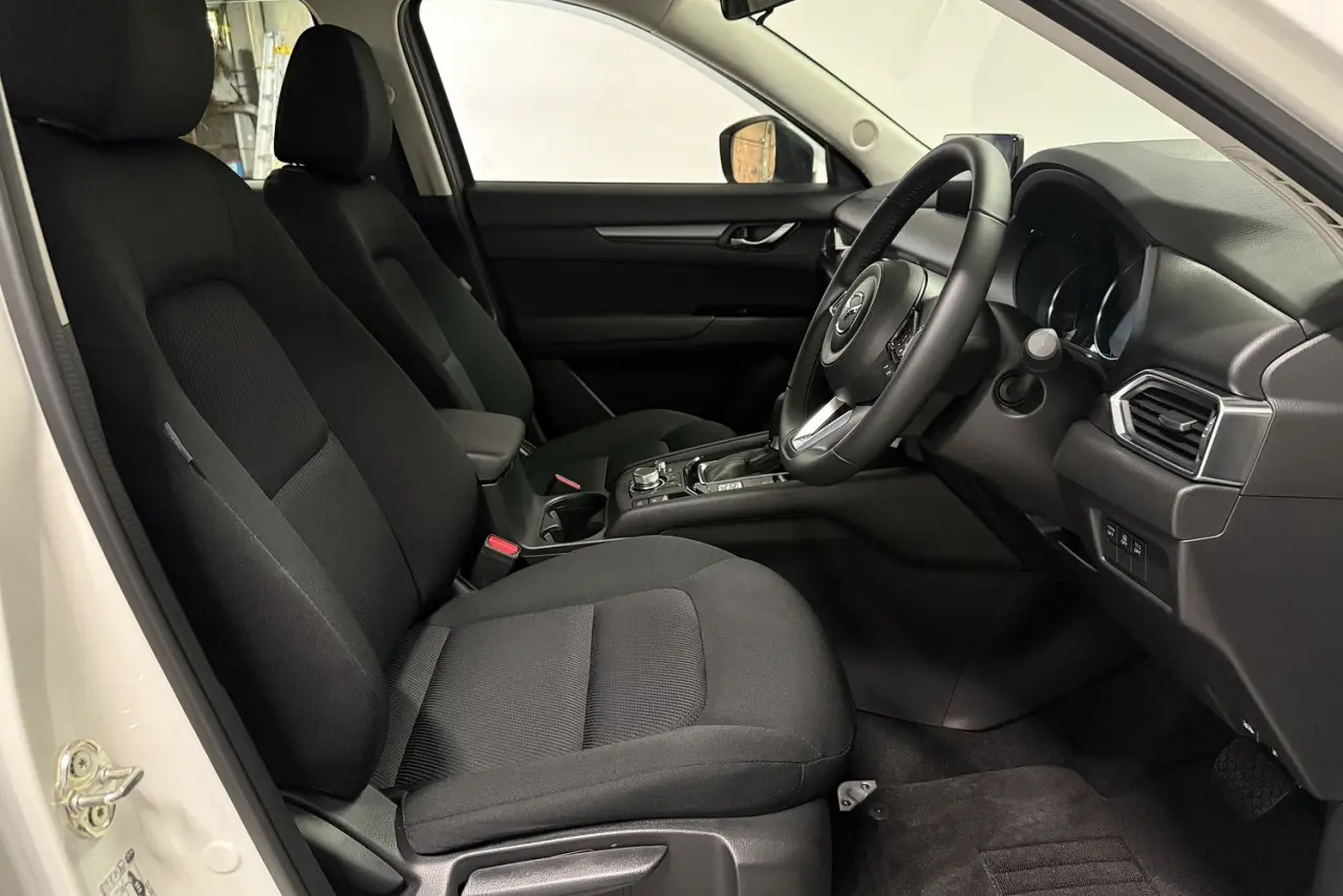 2025 Mazda CX-5 Gallery Image 9