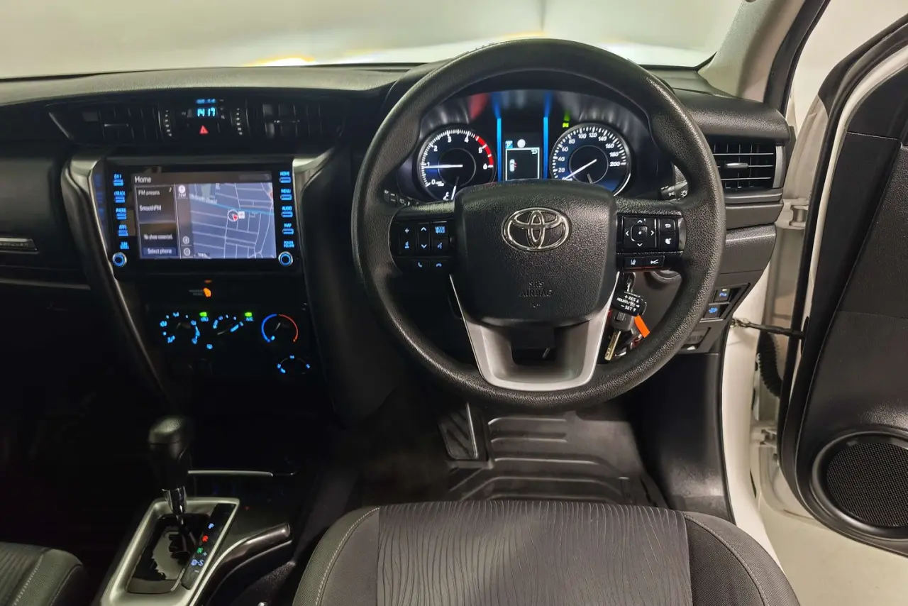 2021 Toyota Fortuner Gallery Image 16