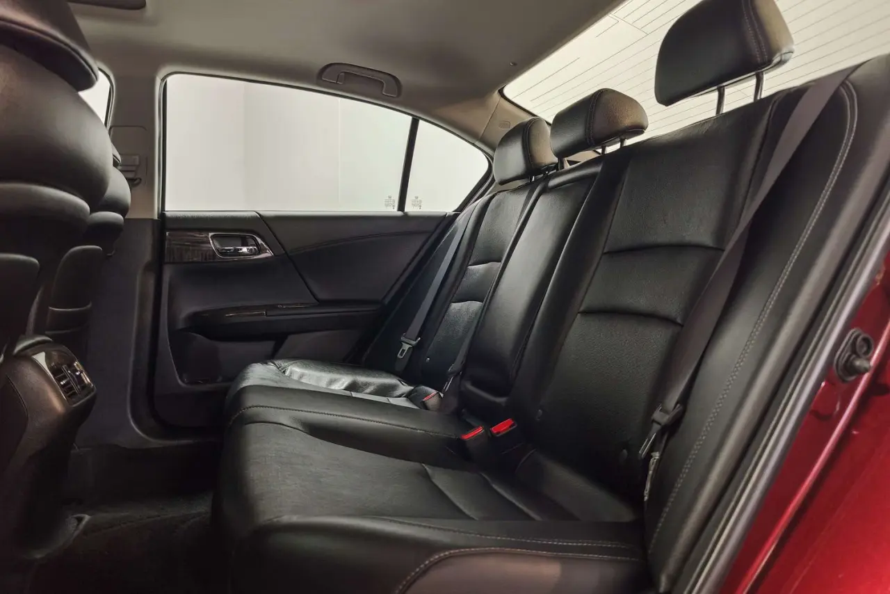 2015 Honda Accord Gallery Image 13