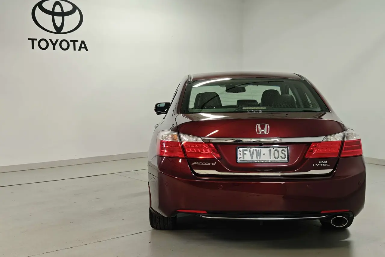 2015 Honda Accord Gallery Image 7