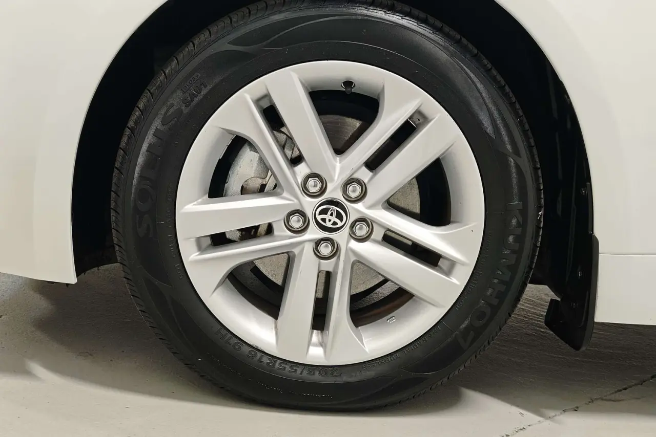 2021 Toyota Corolla Gallery Image 5