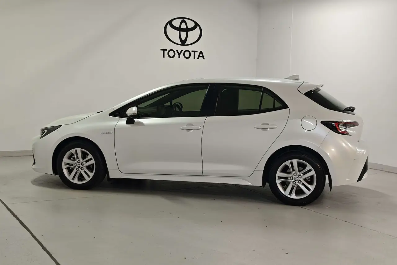 2021 Toyota Corolla Gallery Image 9