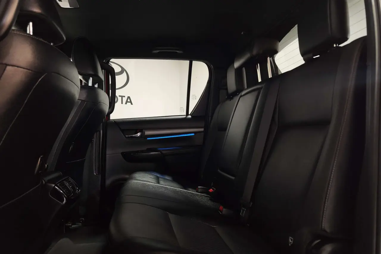 2022 Toyota Hilux Gallery Image 13