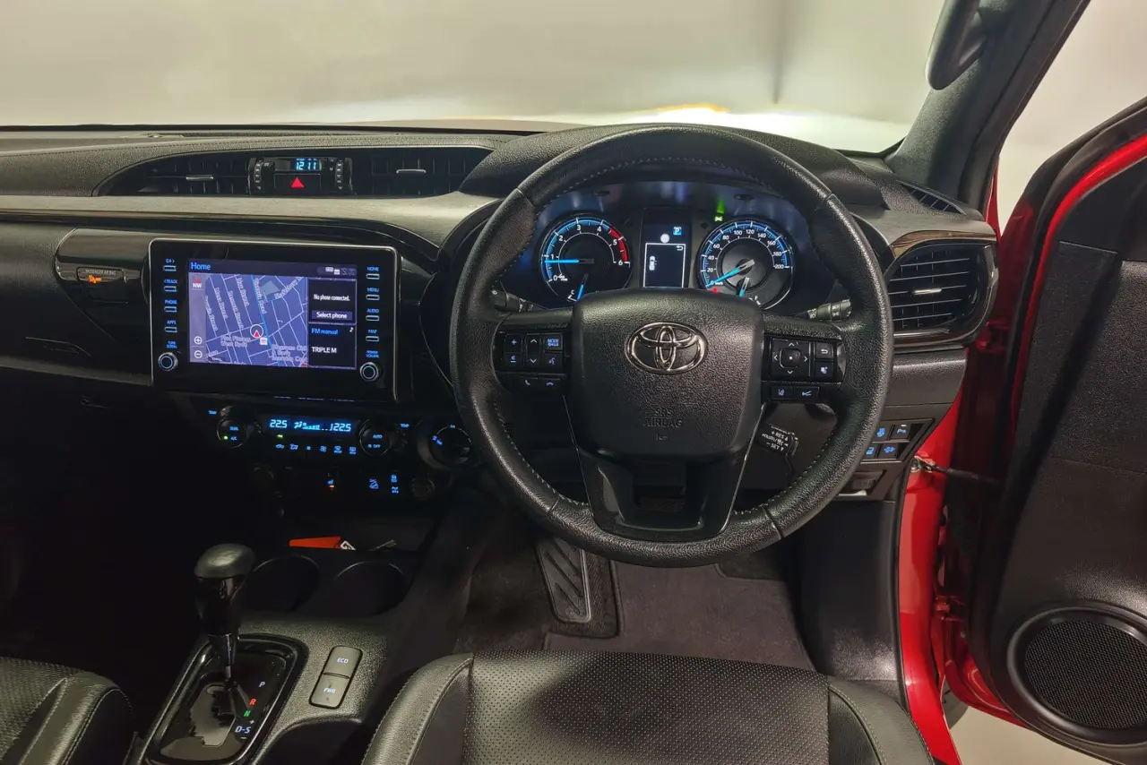 2022 Toyota Hilux Gallery Image 16