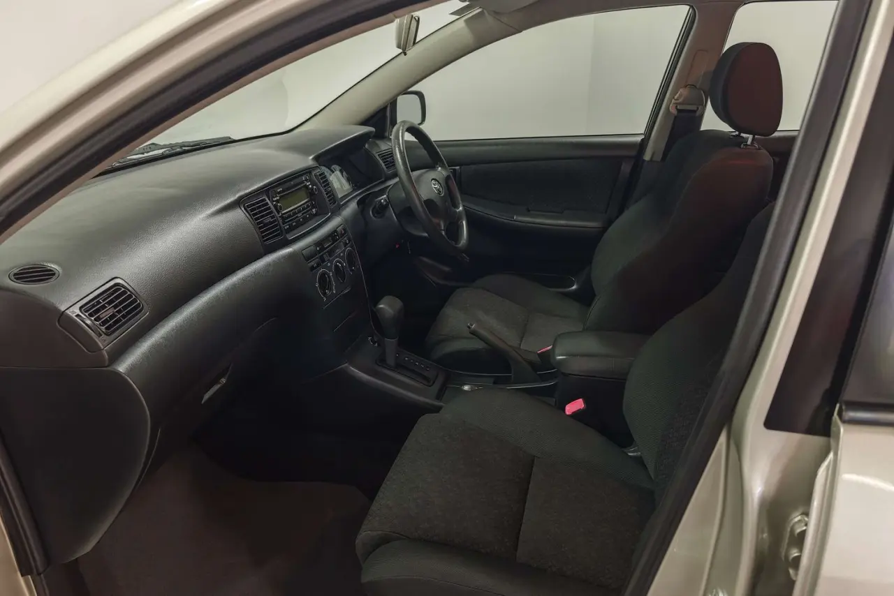 2004 Toyota Corolla Gallery Image 14