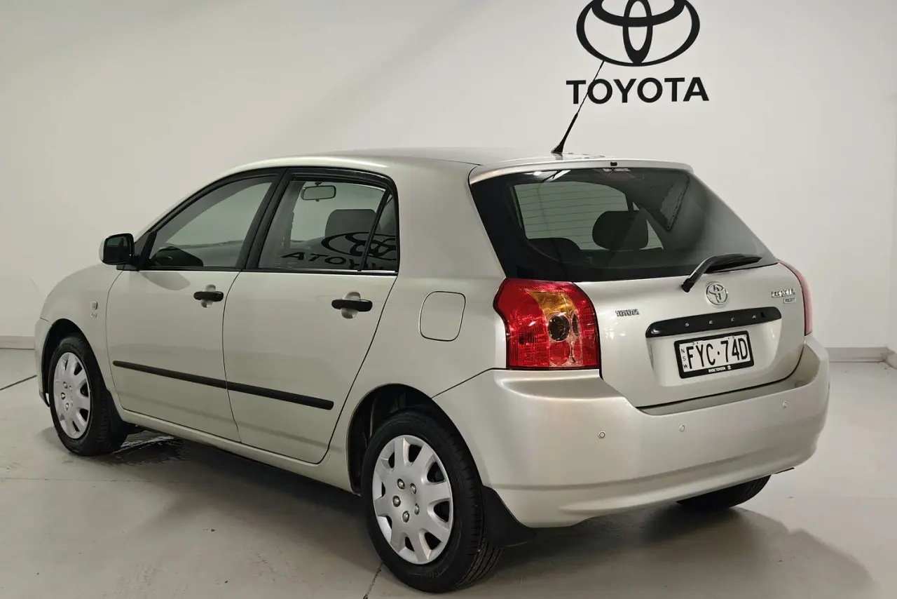 2004 Toyota Corolla Gallery Image 6