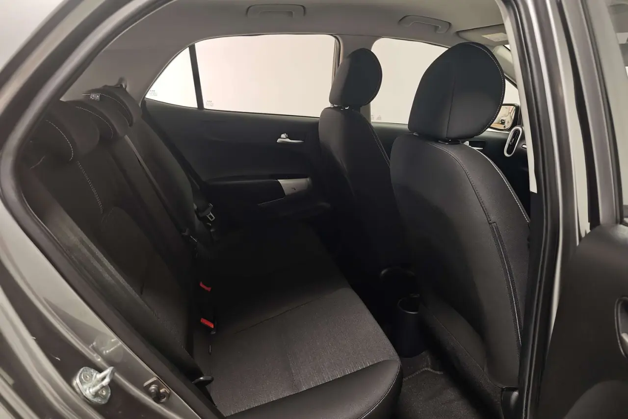 2021 Kia Picanto Gallery Image 11
