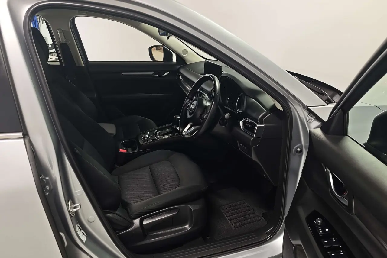 2023 Mazda CX-5 Gallery Image 10