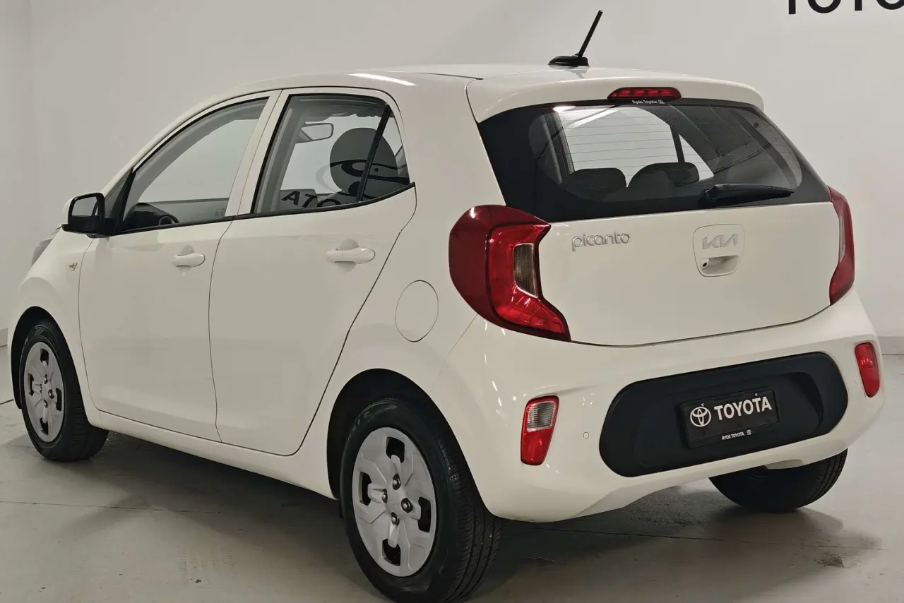 2021 Kia Picanto Gallery Image 6