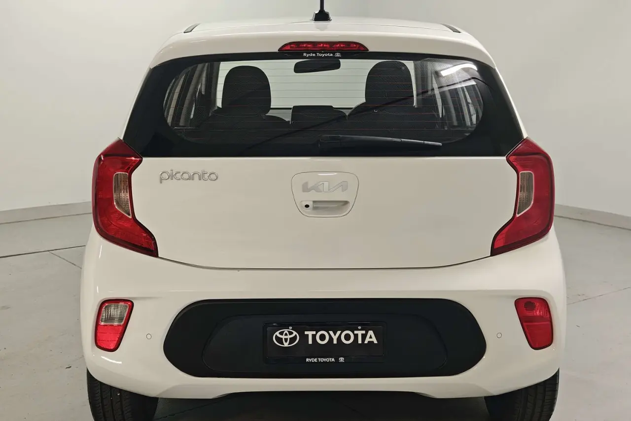 2021 Kia Picanto Gallery Image 8