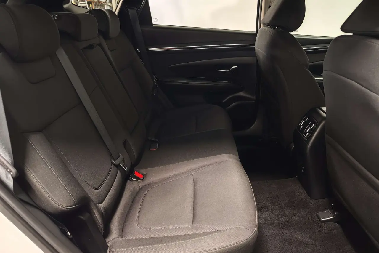 2023 Hyundai Tucson Gallery Image 11