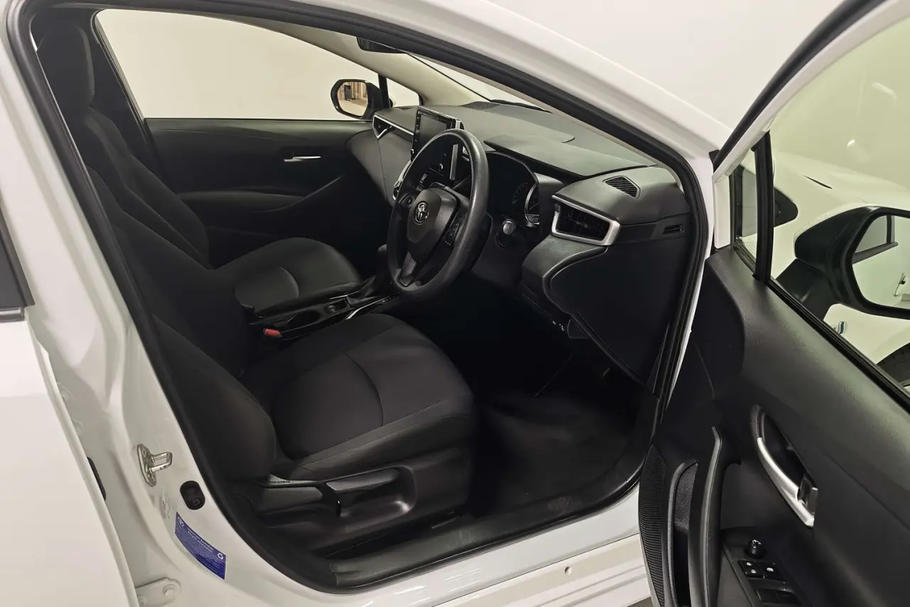 2022 Toyota Corolla Gallery Image 10