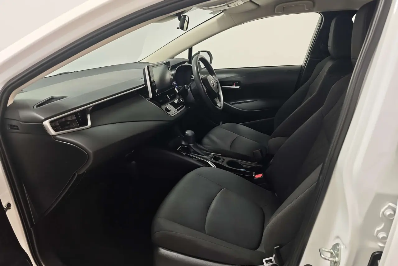 2022 Toyota Corolla Gallery Image 14
