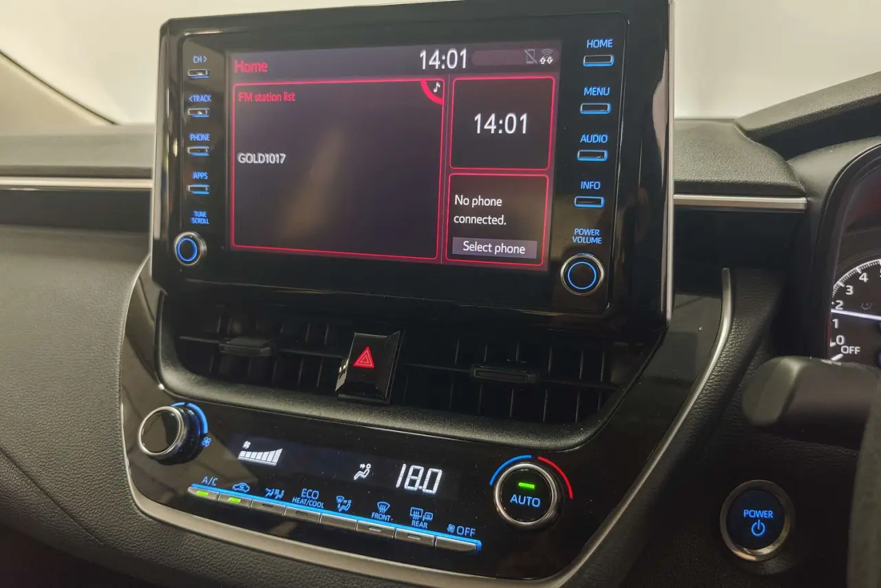 2022 Toyota Corolla Gallery Image 18