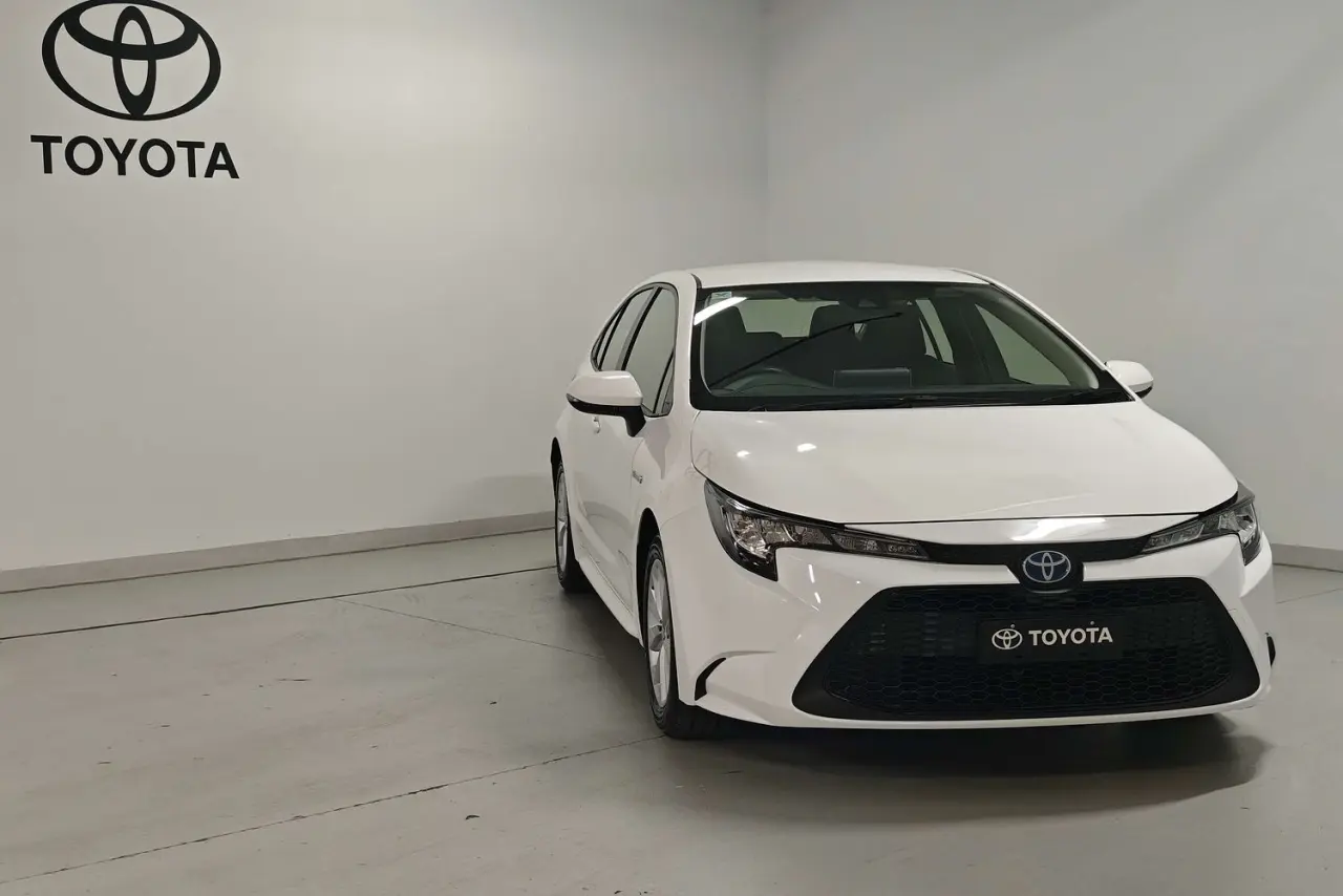2022 Toyota Corolla Gallery Image 2