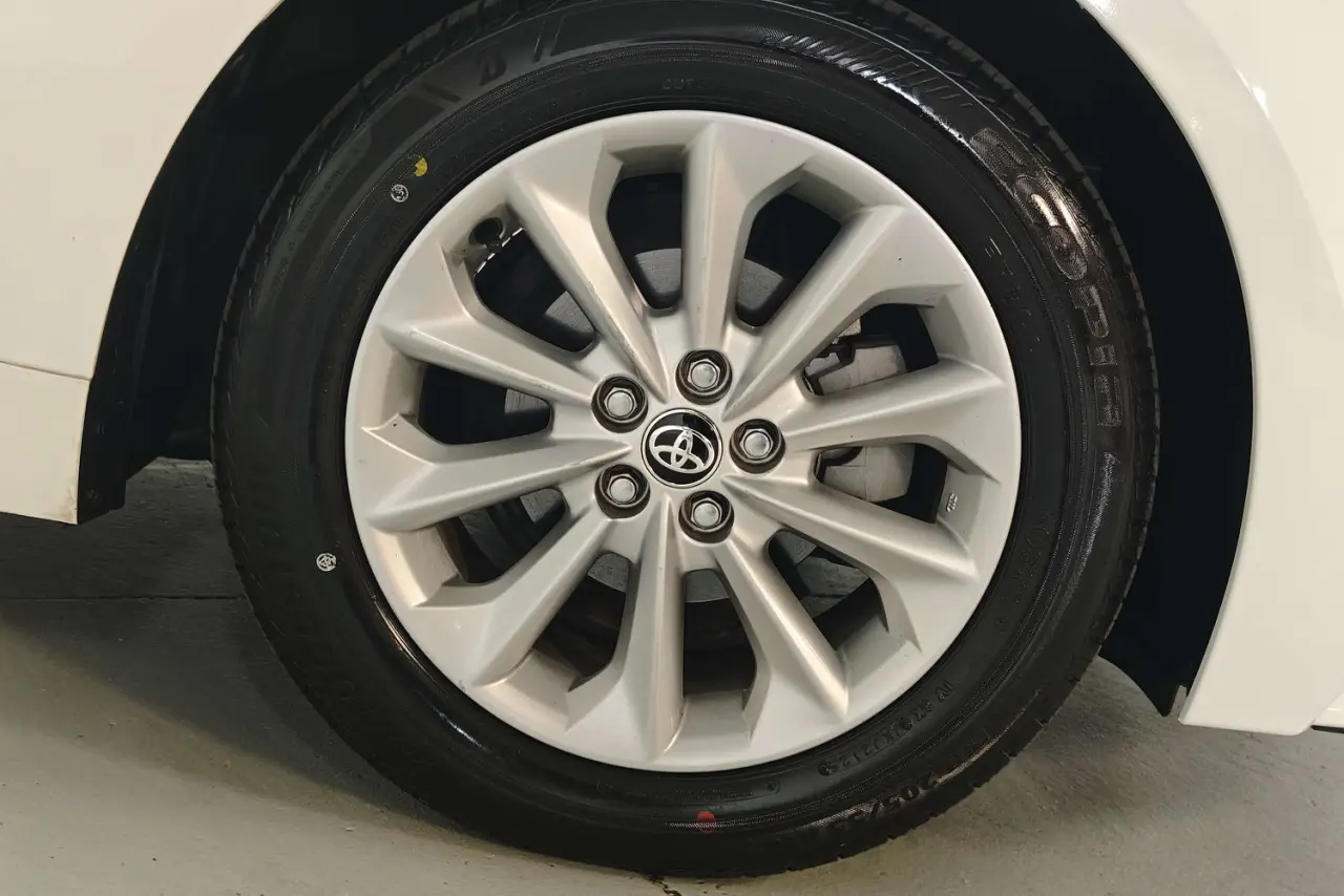 2022 Toyota Corolla Gallery Image 5