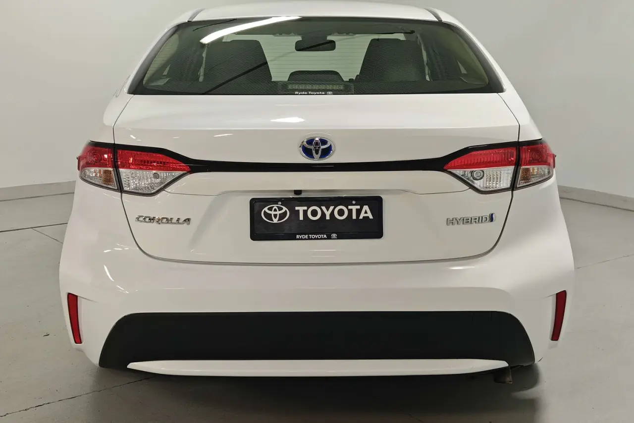 2022 Toyota Corolla Gallery Image 8