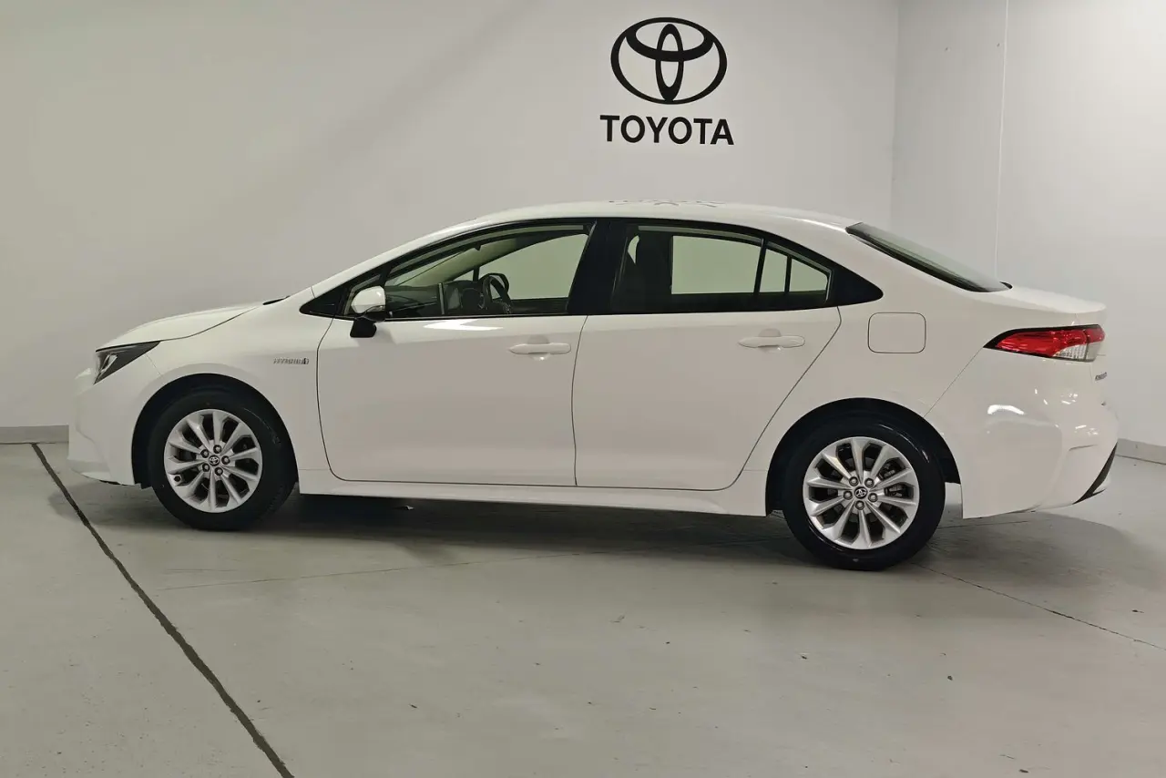 2022 Toyota Corolla Gallery Image 9
